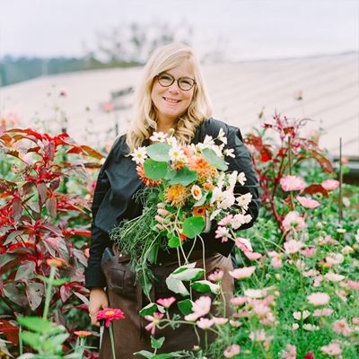 Flower.Style35: Holly Heider Chapple Talks Balancing Family and Career, Her &quot;Hollyish&quot; Design Style, and More